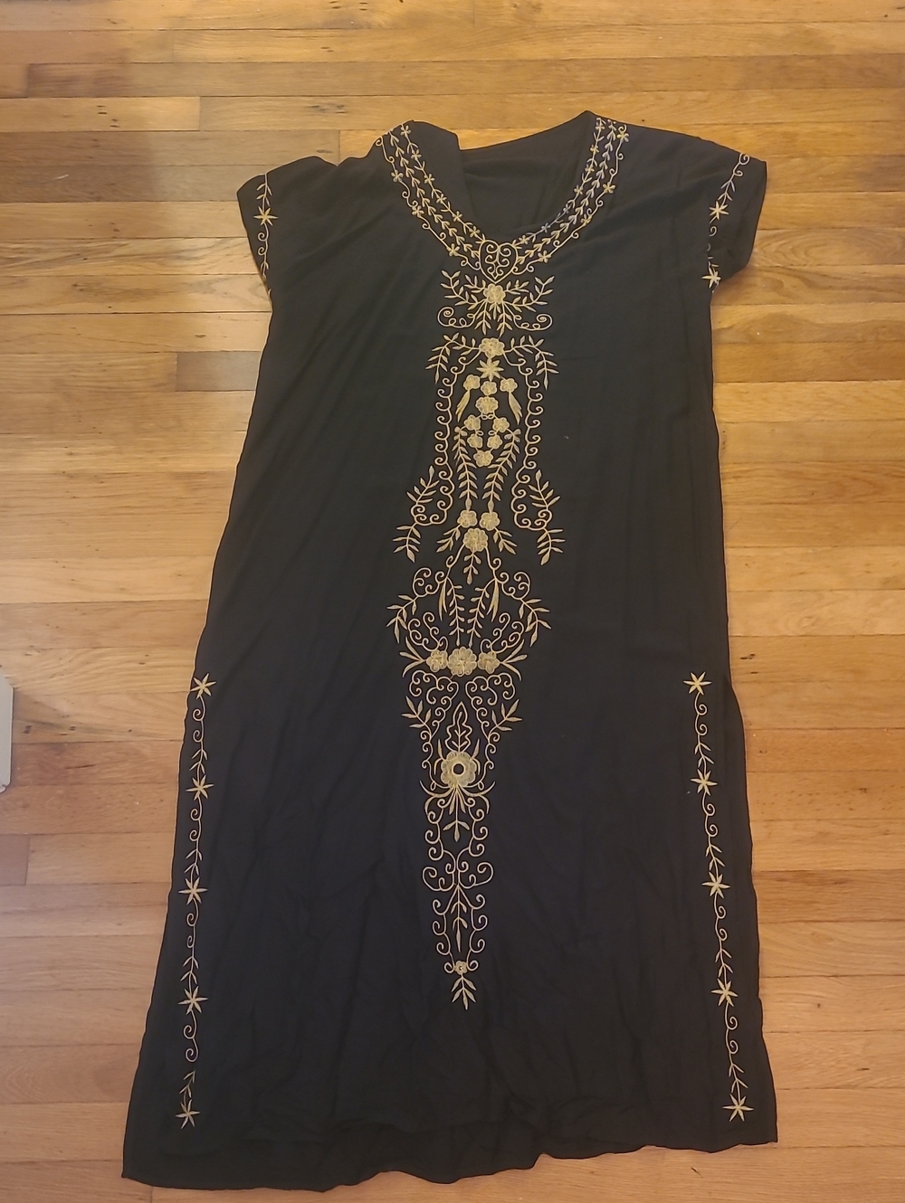 Source Unknown Black Maxi Dress with Gold Embroidery
